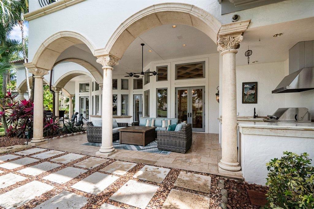 MIZNER LAKE ESTATES - Residential