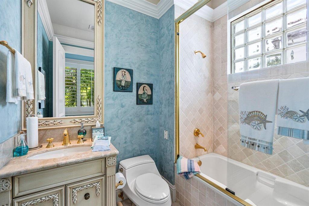 MIZNER LAKE ESTATES - Residential