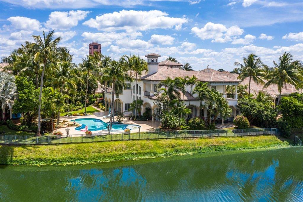 MIZNER LAKE ESTATES - Residential