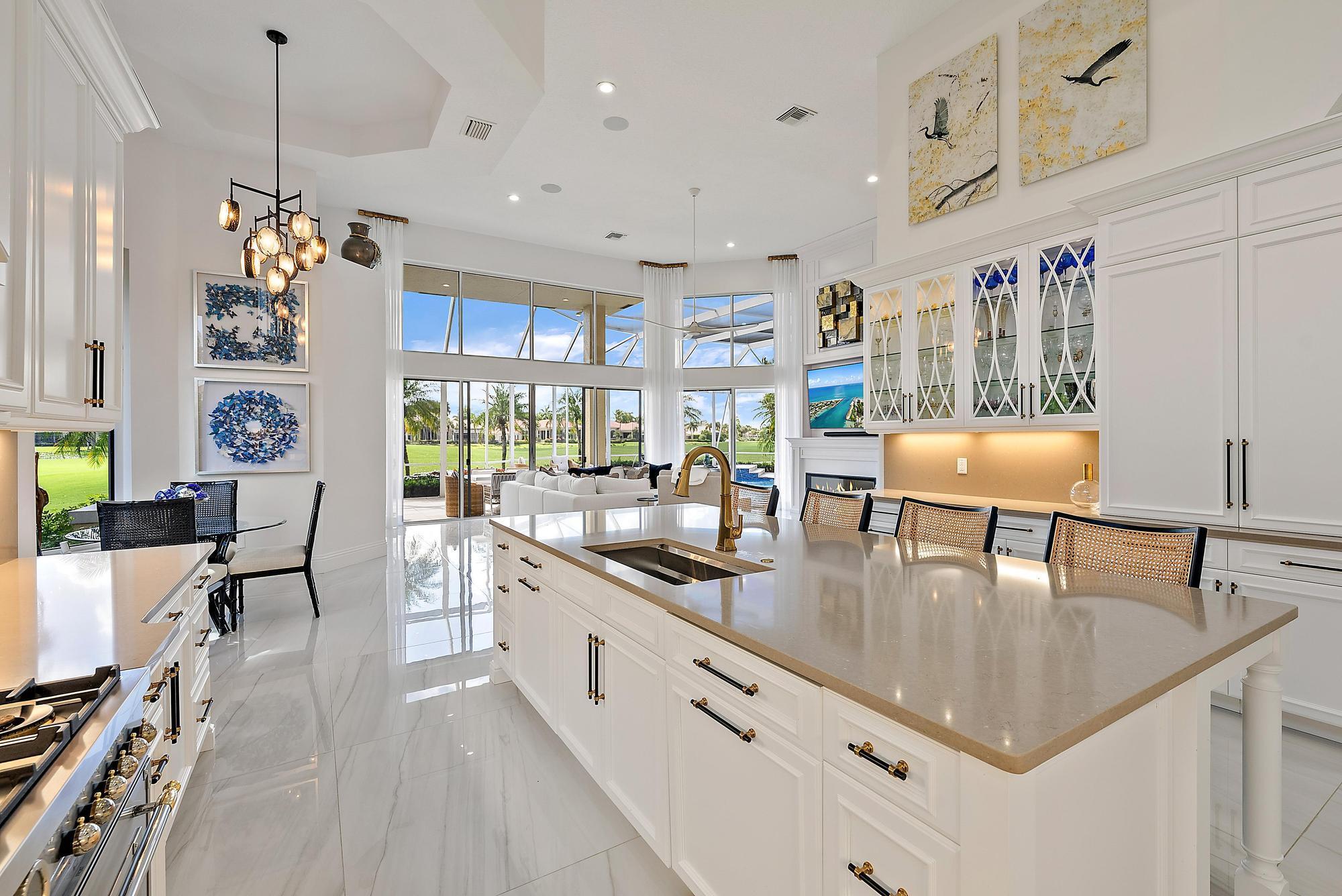 IBIS GOLF AND COUNTRY CLU - Residential Lease