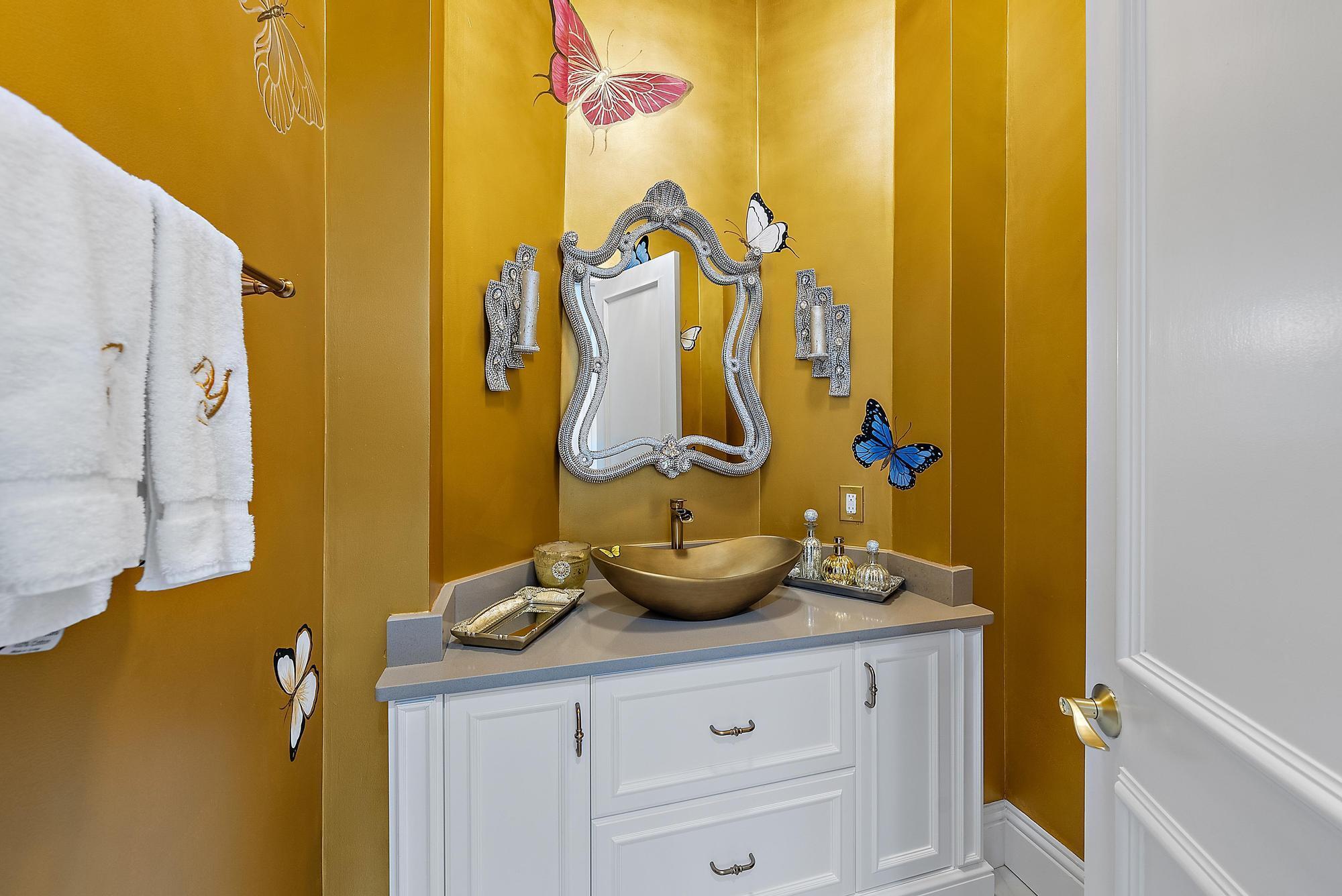 IBIS GOLF AND COUNTRY CLU - Residential Lease