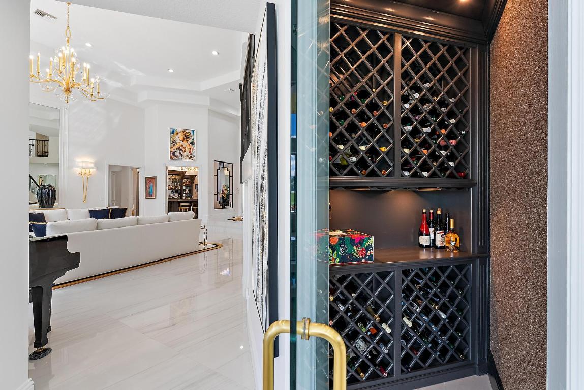 IBIS GOLF AND COUNTRY CLUB 2 - Residential Lease