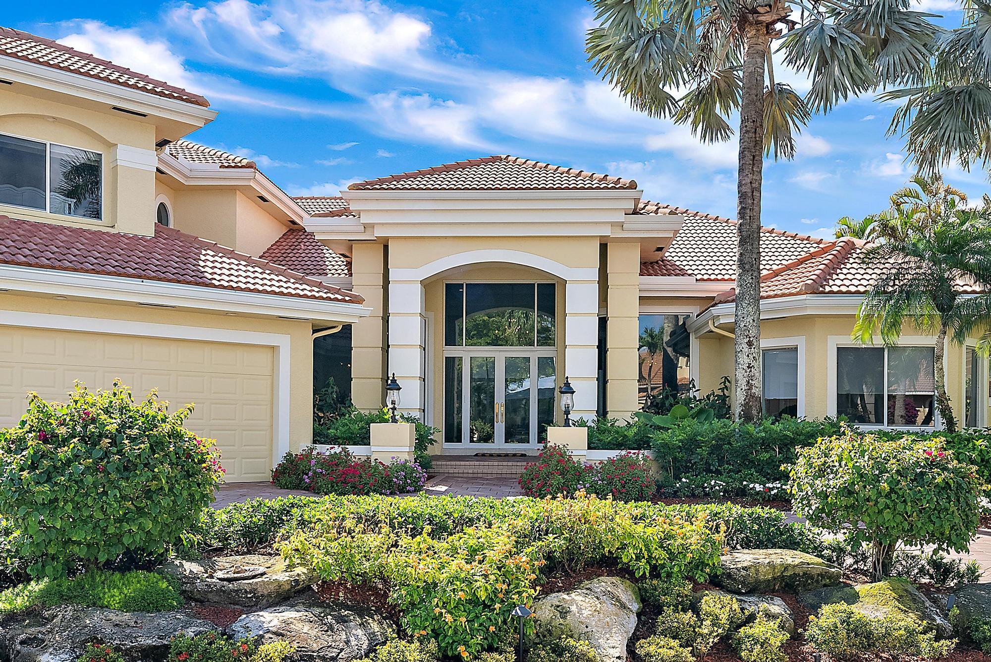 8531 Egret Lakes Lane