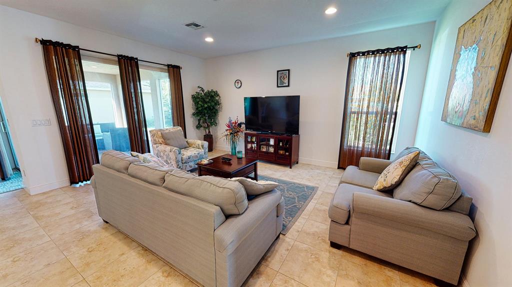 TRADITION PLAT NO 28 - Residential