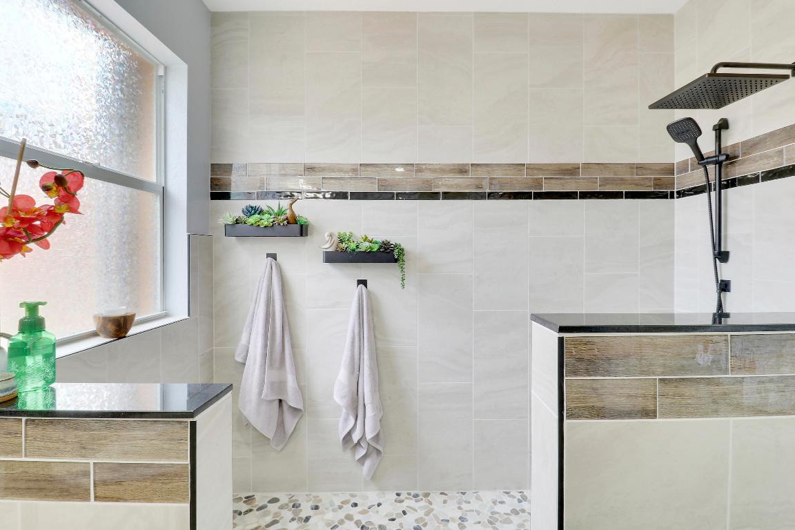 EAST LAKE VILLAGE NO 3 - Residential