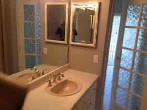 BOCA RATON SQUARE UNIT 8 - Residential Lease