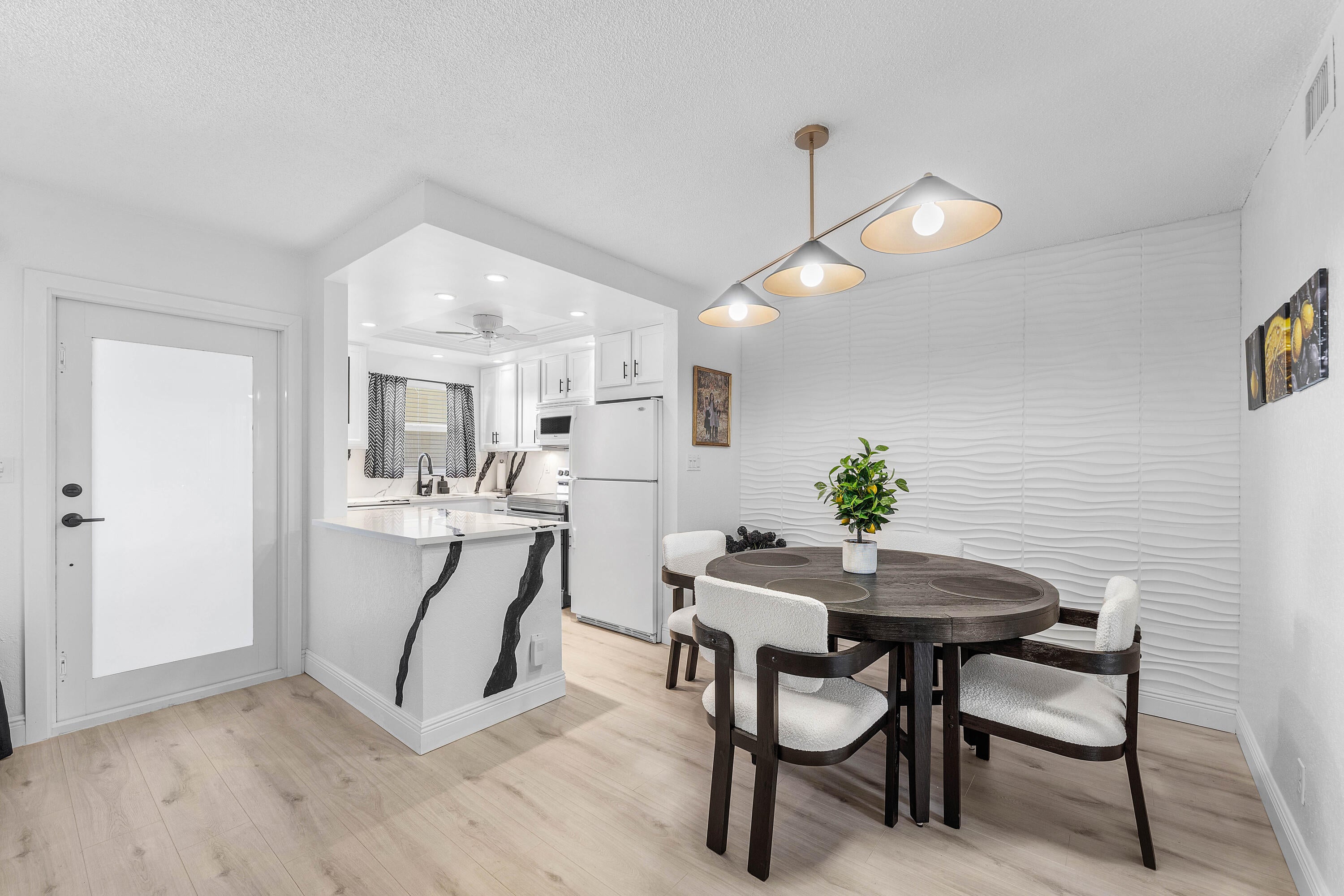 806 SE 7TH Street 408