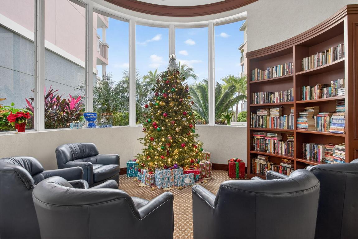 OCEAN PLAZA ON DEERFIELD BEACH - Residential