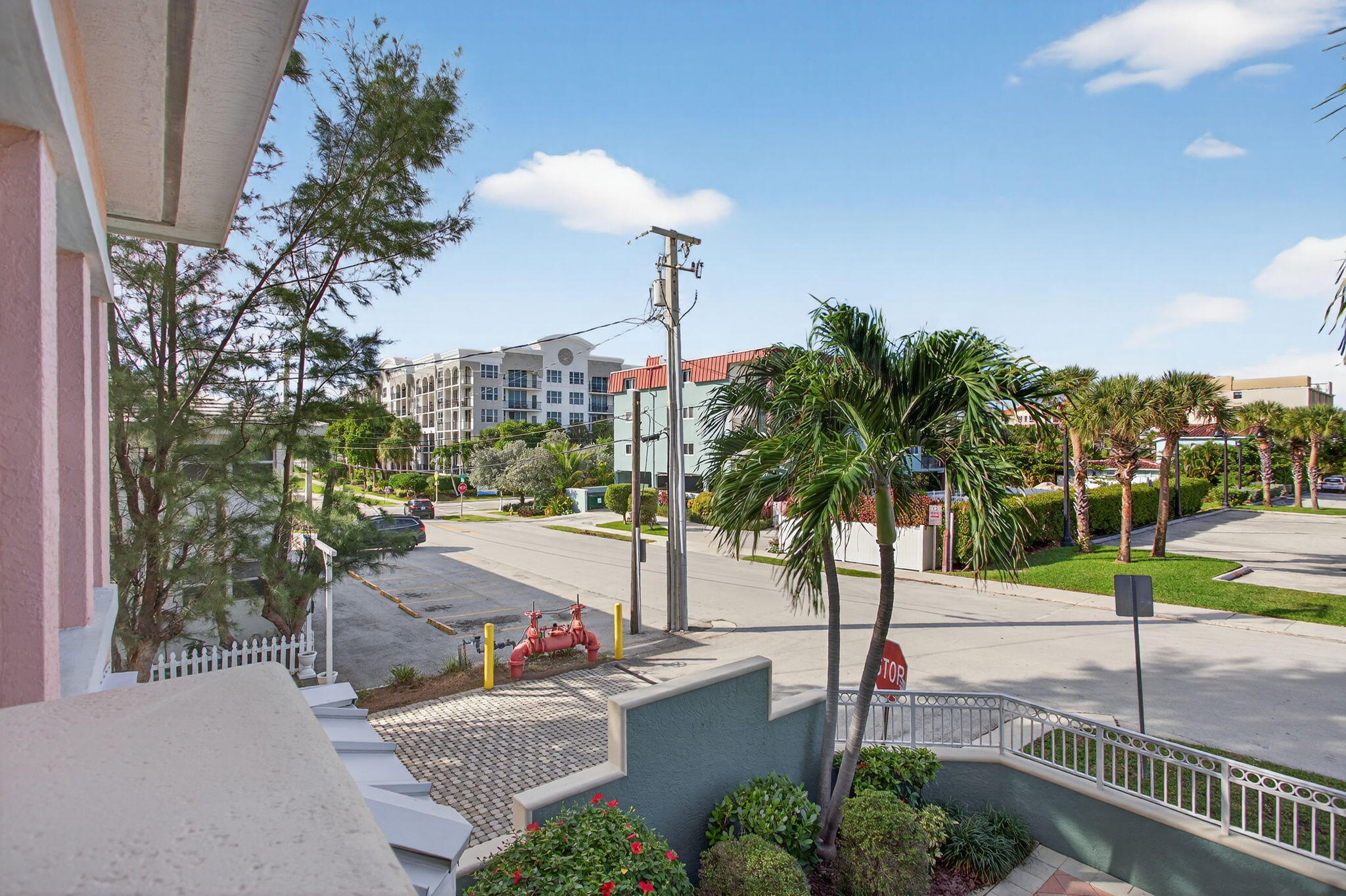 OCEAN PLAZA ON DEERFIELD BEACH - Residential