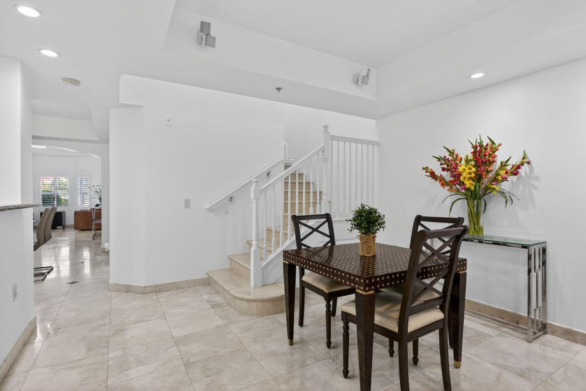 OCEAN PLAZA ON DEERFIELD BEACH - Residential