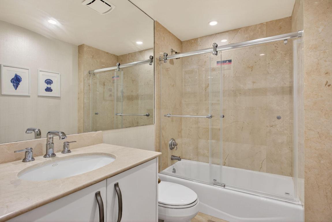 OCEAN PLAZA ON DEERFIELD BEACH - Residential