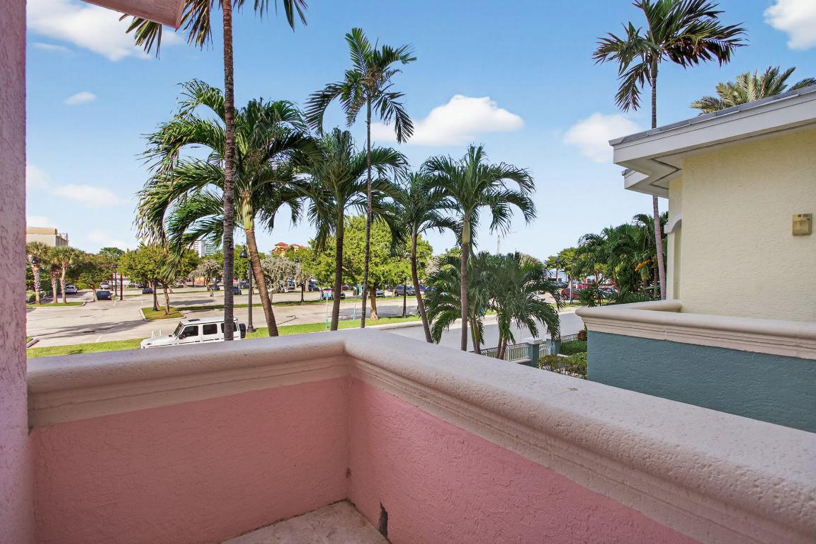 OCEAN PLAZA ON DEERFIELD BEACH - Residential