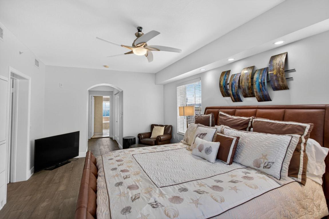 OCEAN PLAZA ON DEERFIELD BEACH - Residential