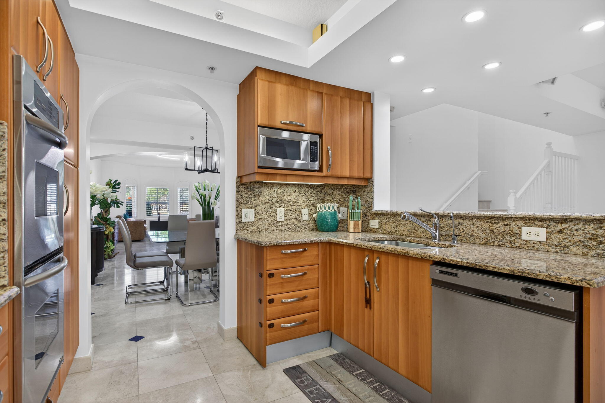 OCEAN PLAZA ON DEERFIELD BEACH - Residential