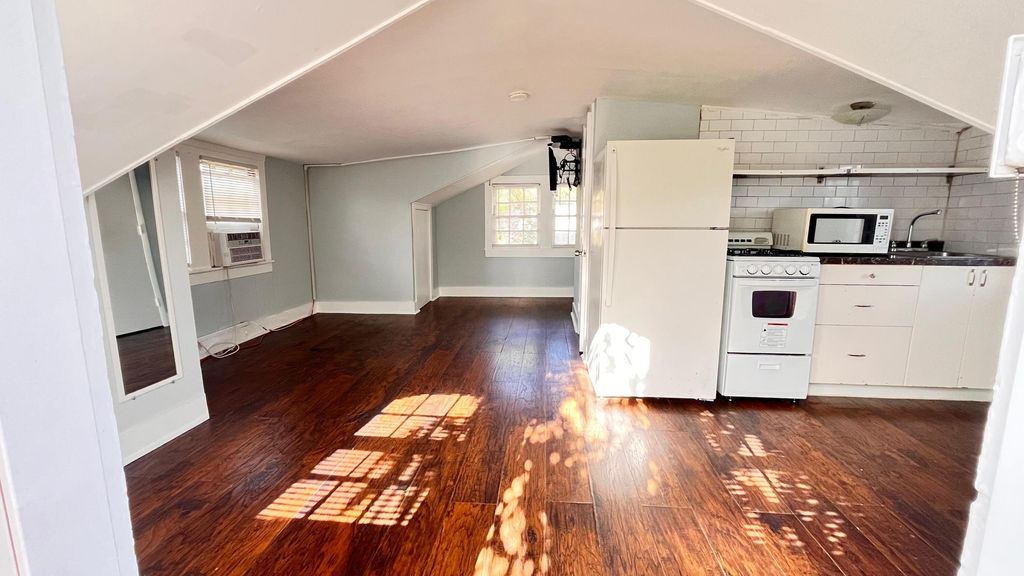 Photo of 713 N Federal Highway #Unit 4, Lake Worth Beach, FL 33460 (MLS # B26010652)