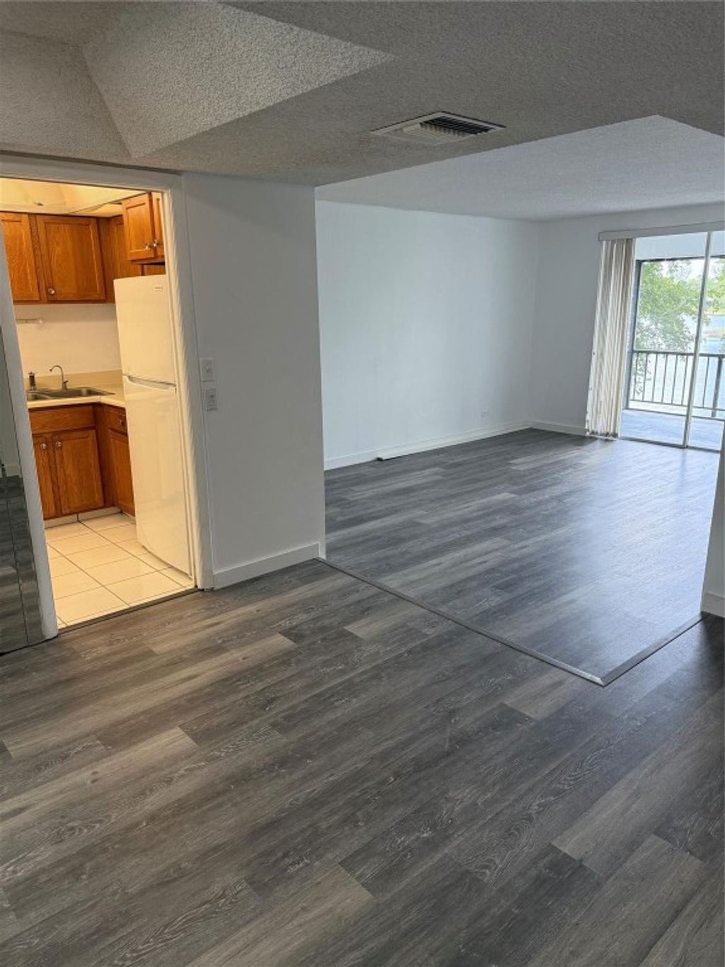 Photo of 3690 Inverrary Drive #3I, Lauderhill, FL 33319 (MLS # F10514527)