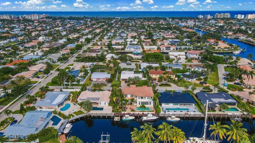 VENETIAN ISLES 3RD SEC - Residential