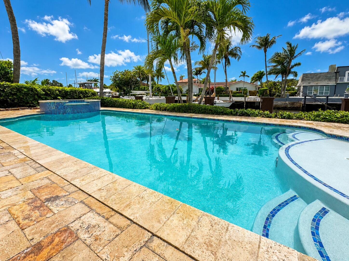 VENETIAN ISLES 3RD SEC - Residential