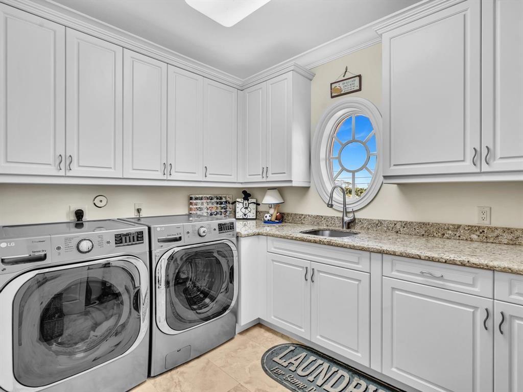 VENETIAN ISLES 3RD SEC - Residential