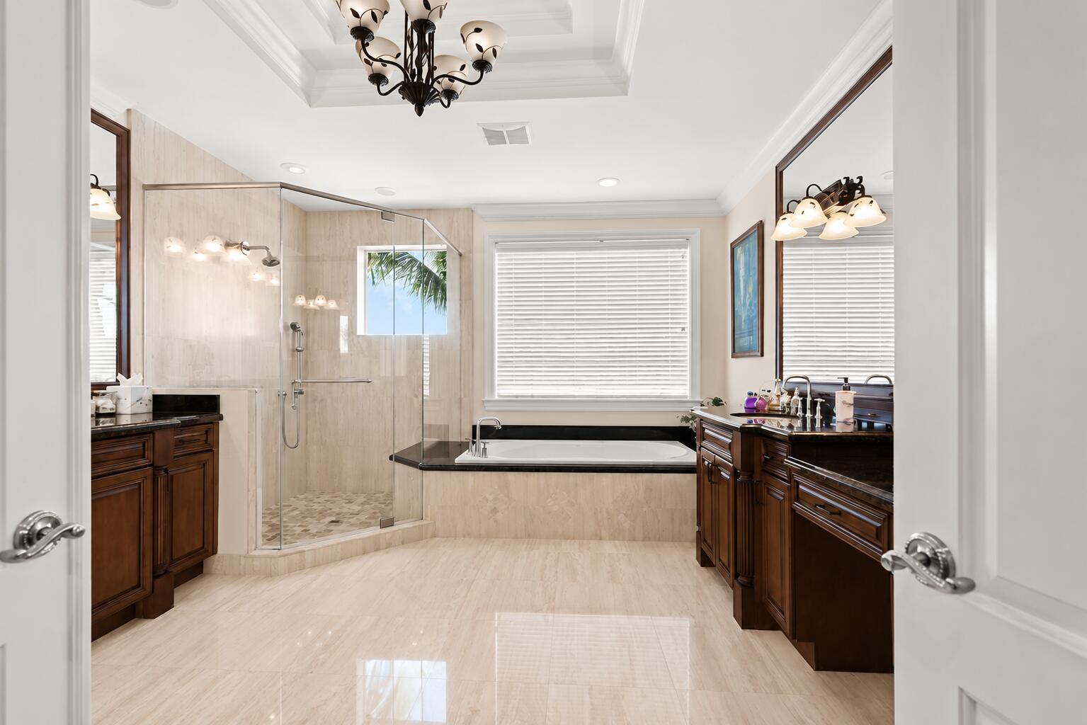 VENETIAN ISLES 3RD SEC - Residential