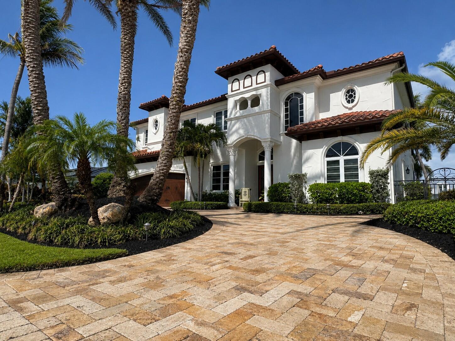 Photo 1 of 41 — 4431 NE 24th Avenue, Lighthouse Point, FL 33064