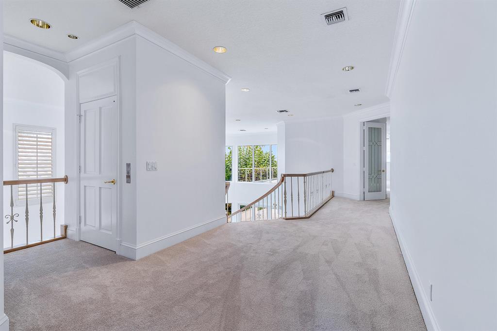 Seven Hundred Ocean Drive - Residential