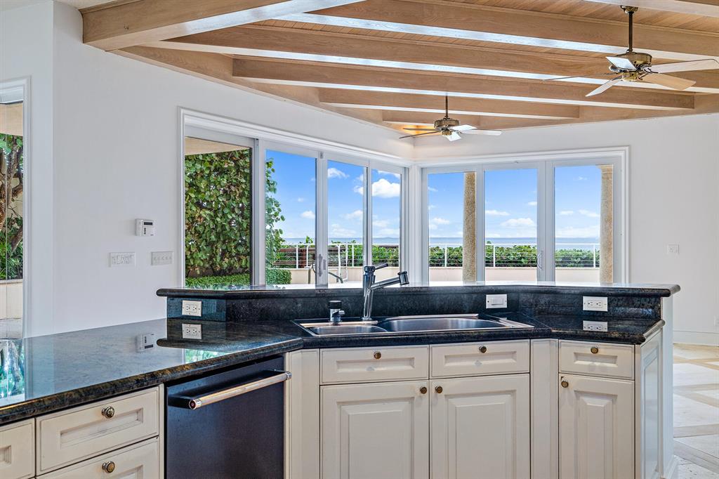 Seven Hundred Ocean Drive - Residential