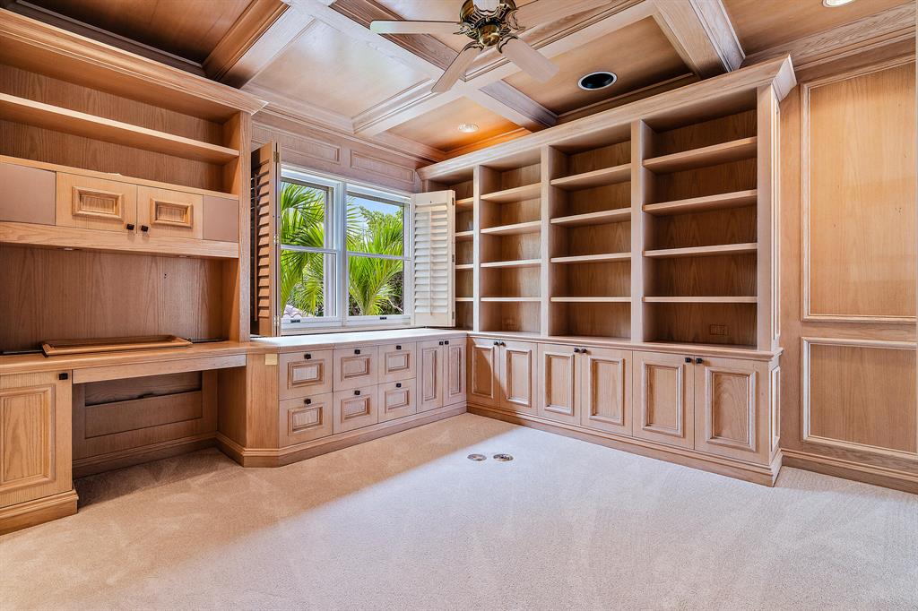 Seven Hundred Ocean Drive - Residential