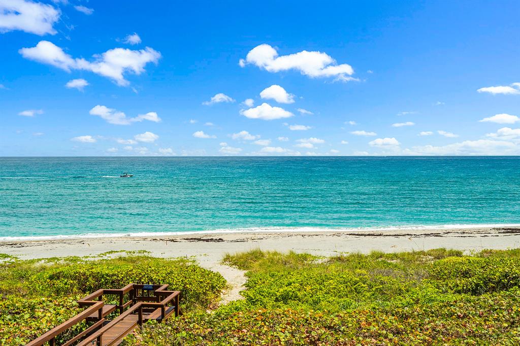 Seven Hundred Ocean Drive - Residential