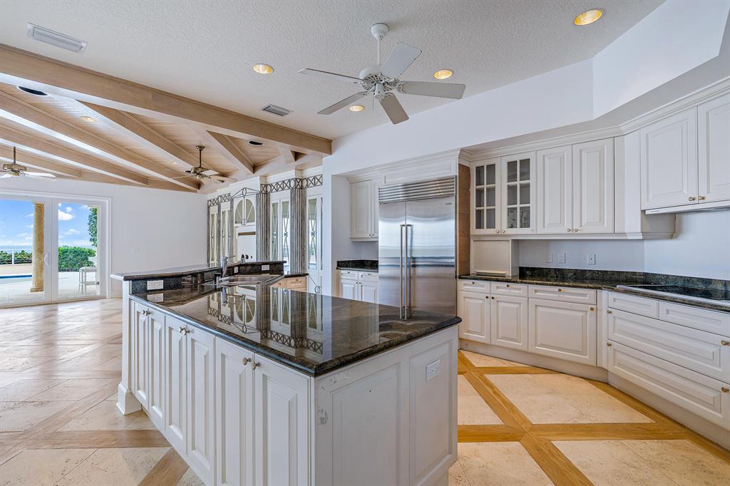 Seven Hundred Ocean Drive - Residential