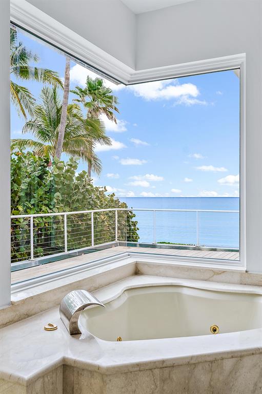 Seven Hundred Ocean Drive - Residential