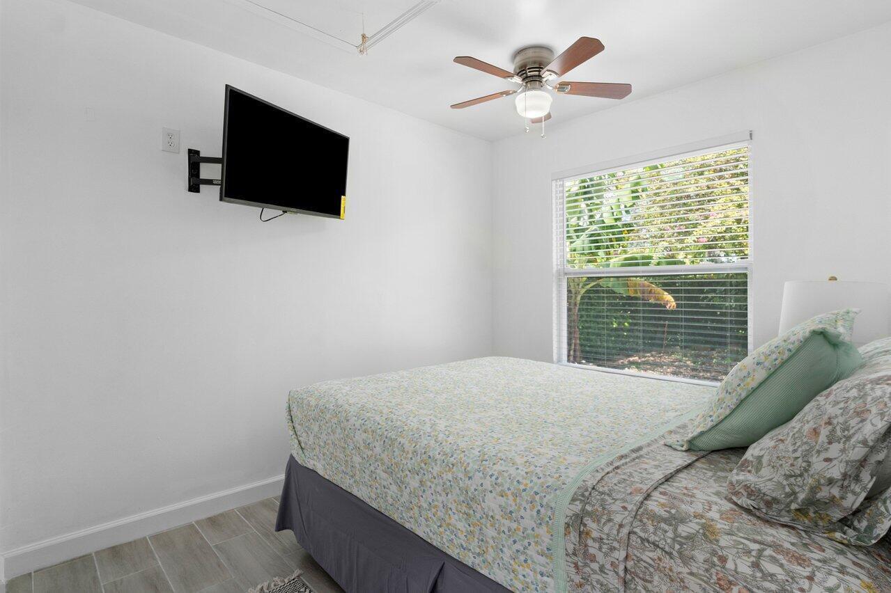 1190 Sachem Head Terrace 1 Bedroom Apartment