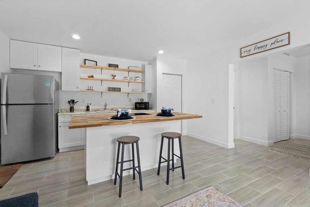 Photo of 1190 Sachem Head Terrace #1 Bedroom Apartment, Wellington, FL 33414 (MLS # B26012790)