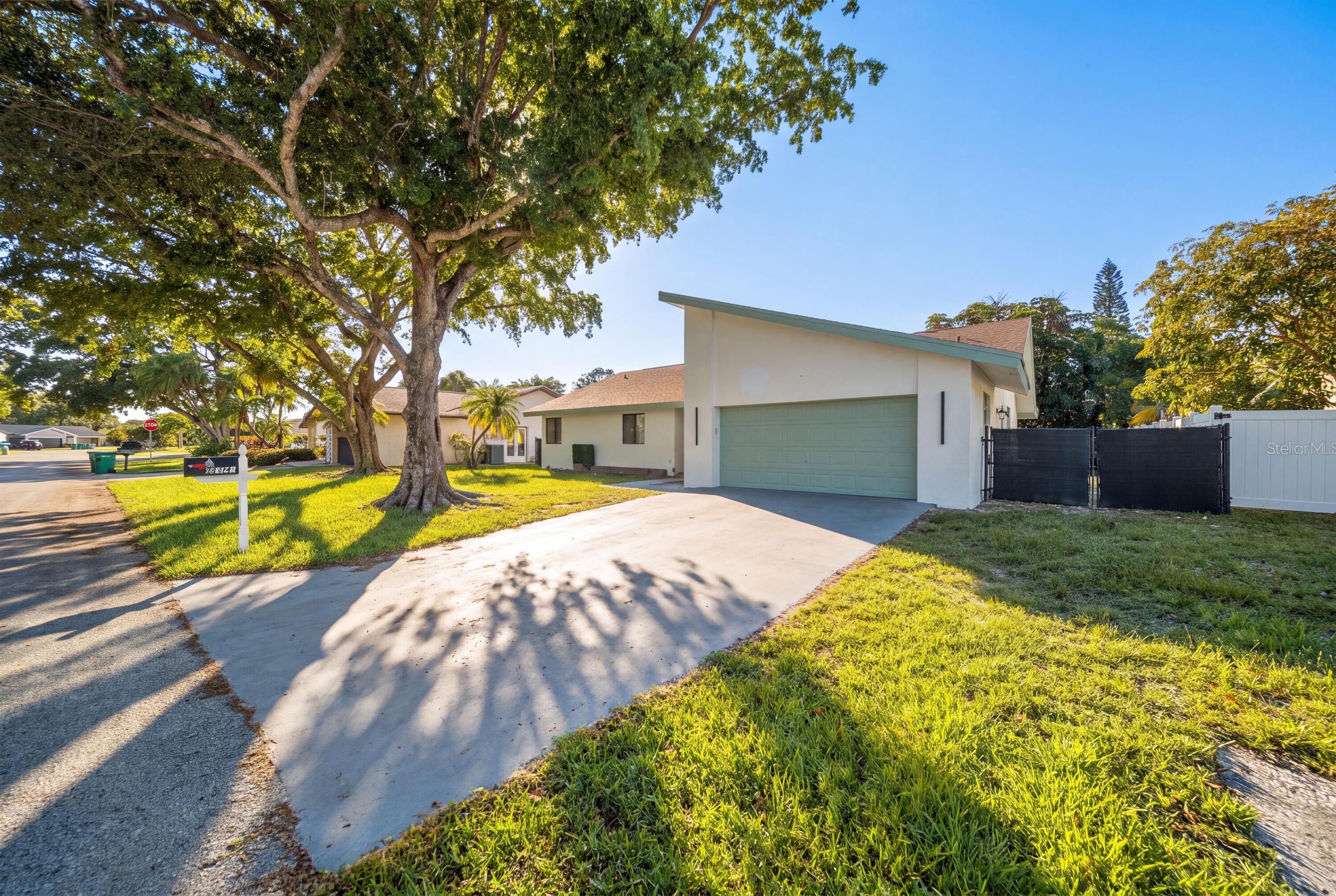 8114 NUTMEG Way, Tamarac FL 33321