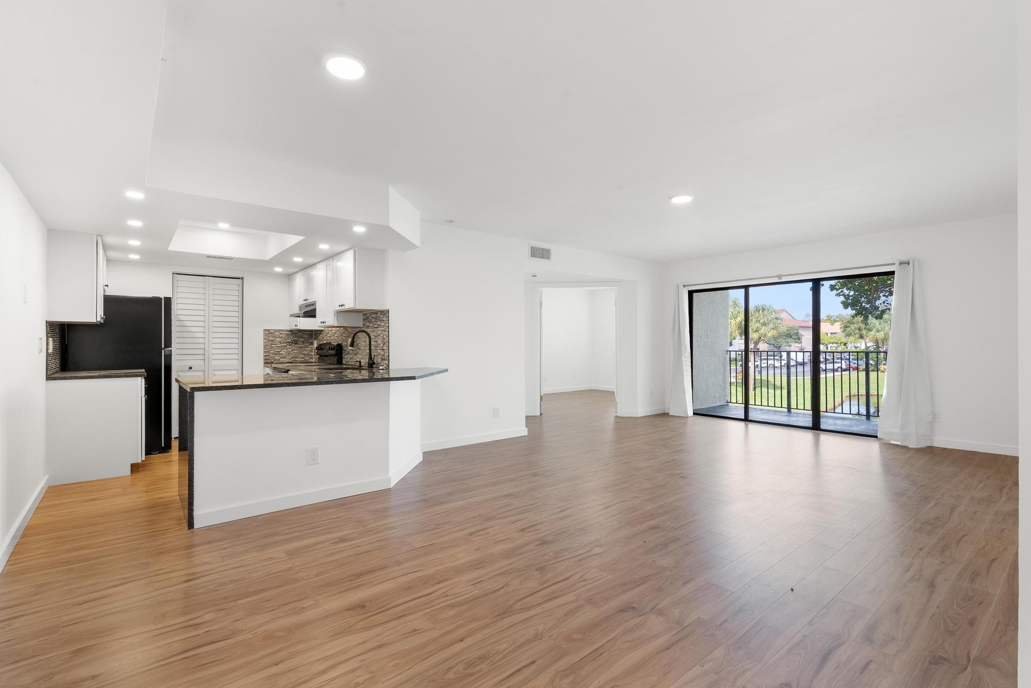 VISCONTI CONDO - Residential