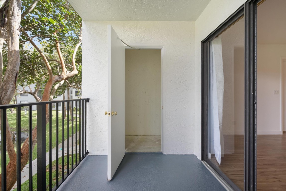 VISCONTI CONDO - Residential