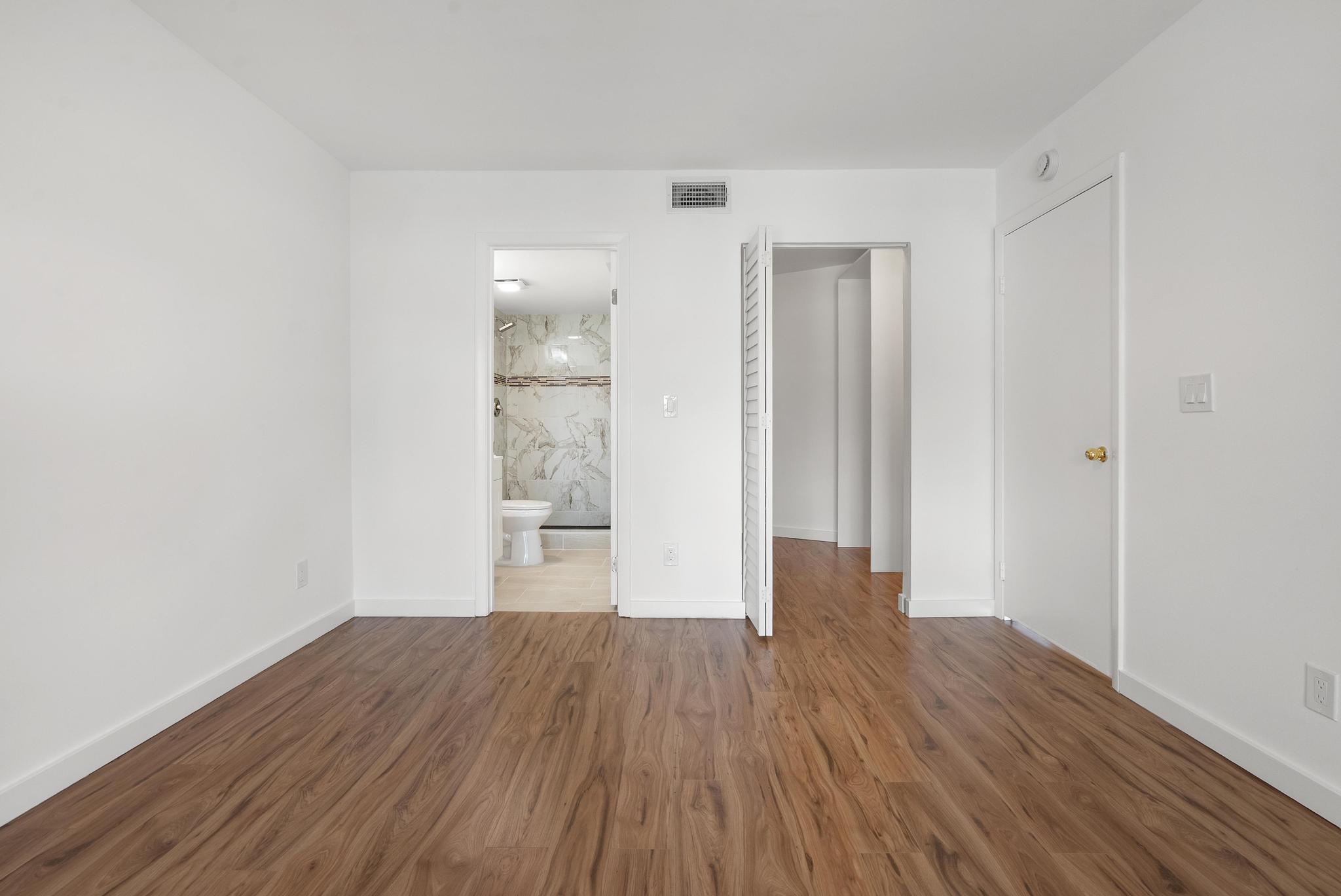 VISCONTI CONDO - Residential