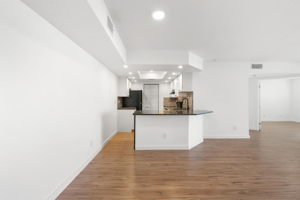 VISCONTI CONDO - Residential