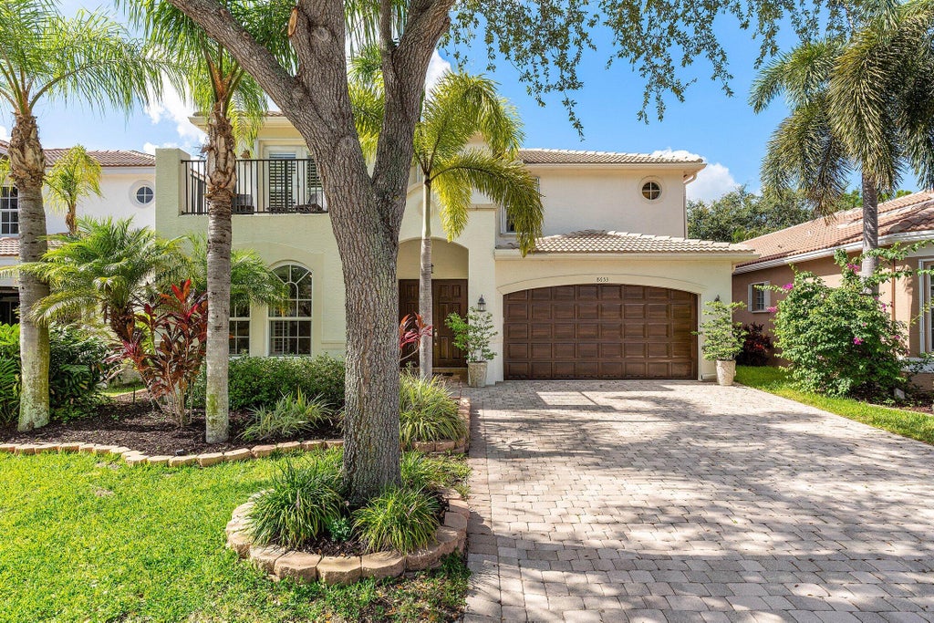 Photo of 8653 Breezy Hill Drive, Boynton Beach, FL 33473 (MLS # R11113572)