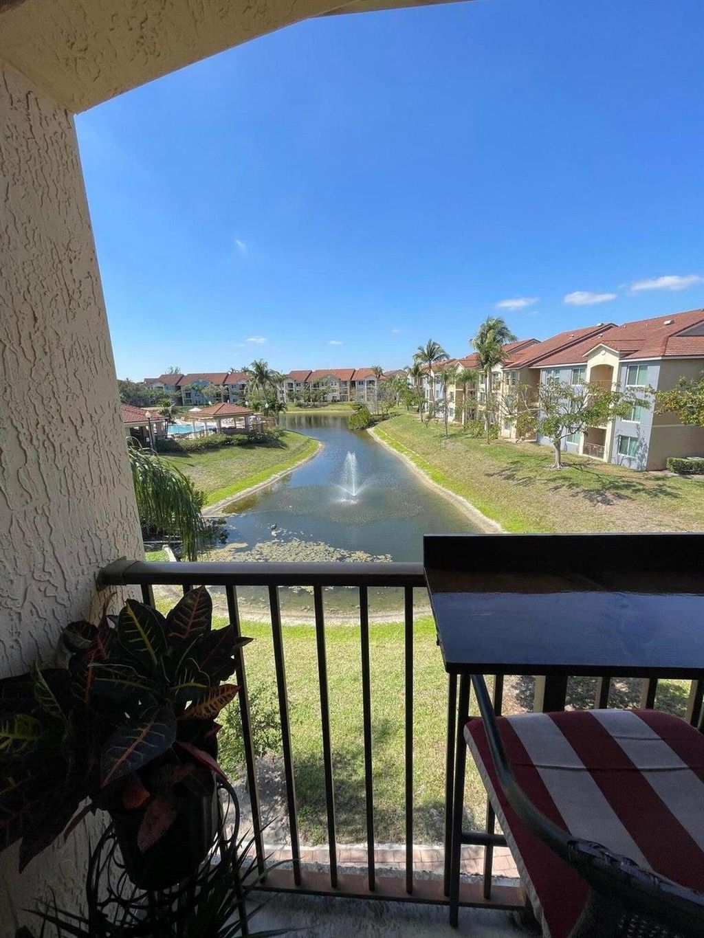 Photo of 122 Villa Circle #122, Boynton Beach, FL 33435 (MLS # R10941739)