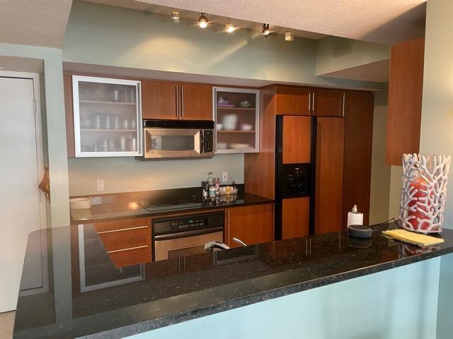 SLADE CONDO - Residential