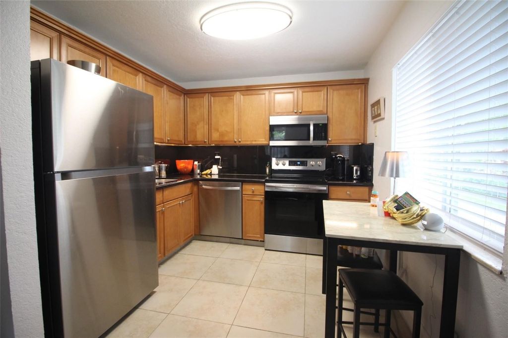 Photo of 820 NE 28th Street #1, Wilton Manors, FL 33334 (MLS # F10535367)