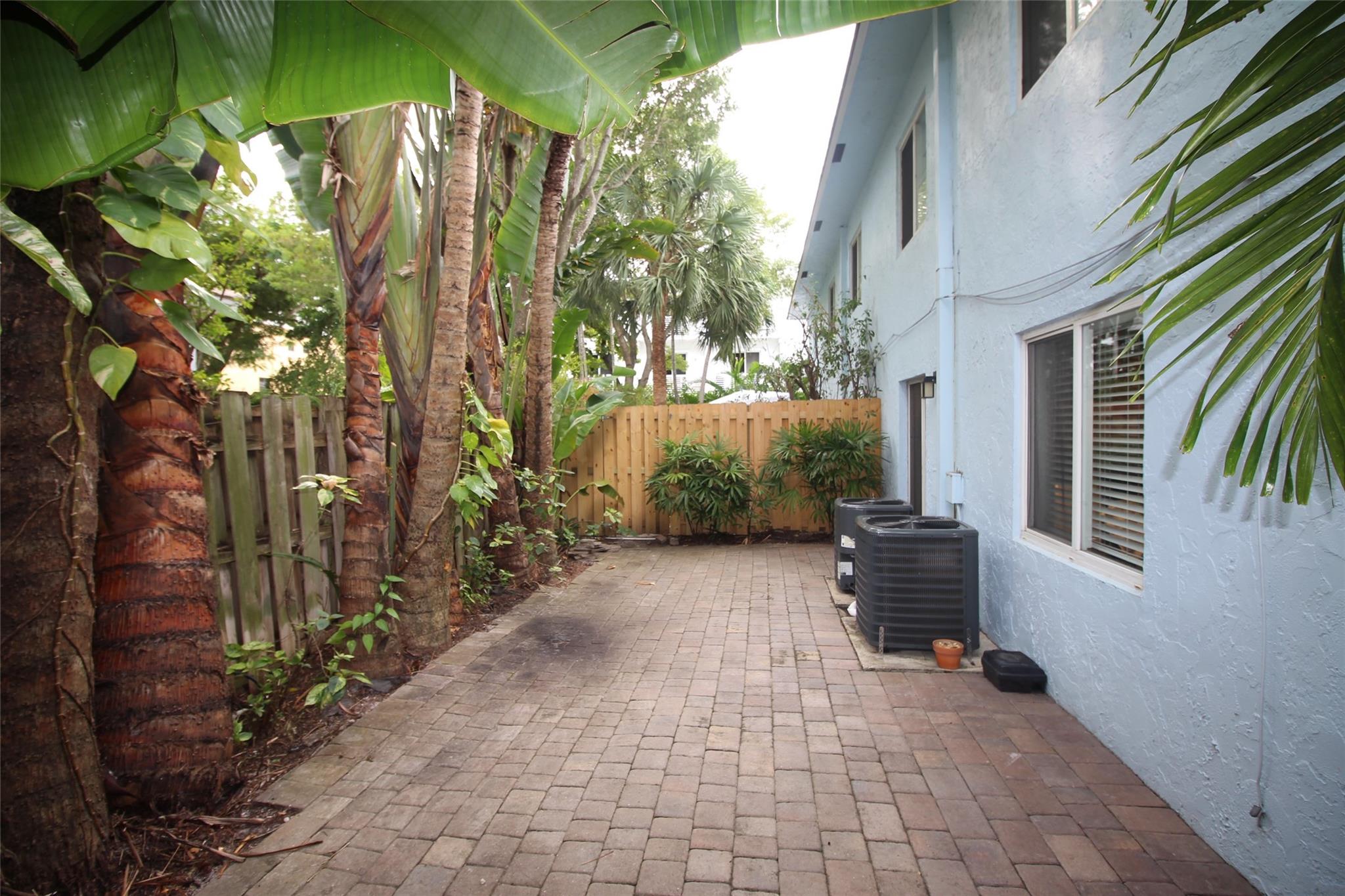 Wilton Park Condos LLC - Residential Lease