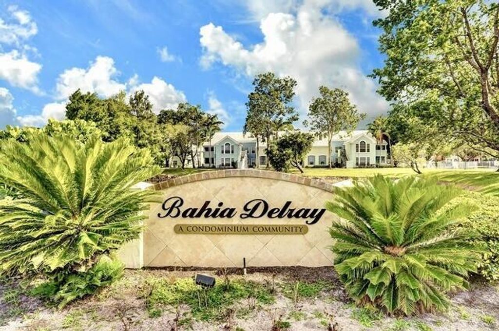 Photo of 1335 Crystal Way #L, Delray Beach, FL 33444 (MLS # R10954749)