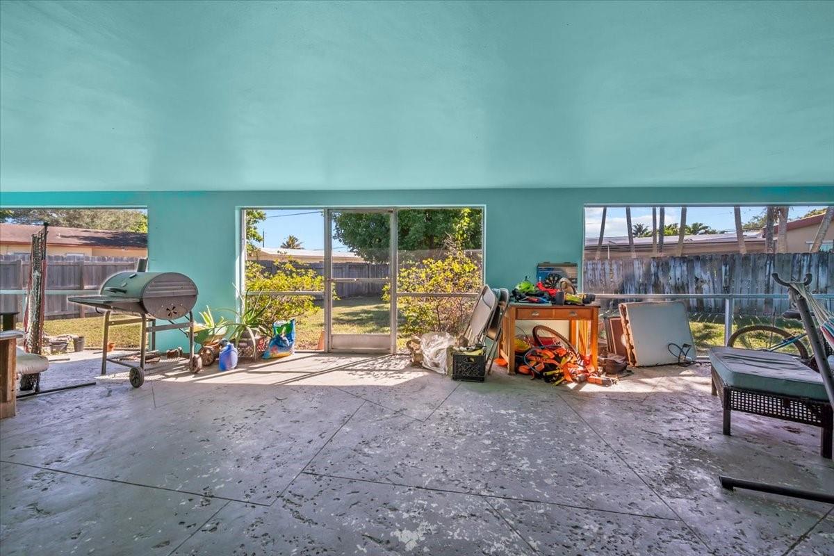 Lauderdale Lakes East Gat - Residential