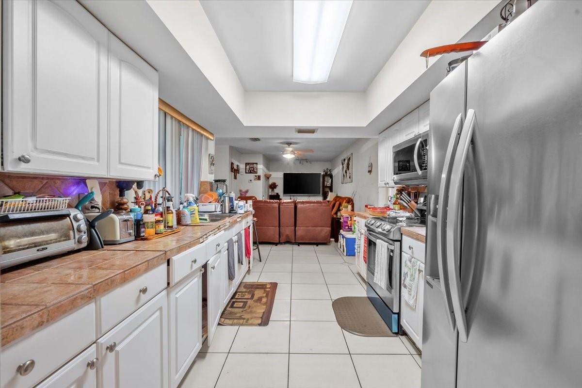 Lauderdale Lakes East Gat - Residential