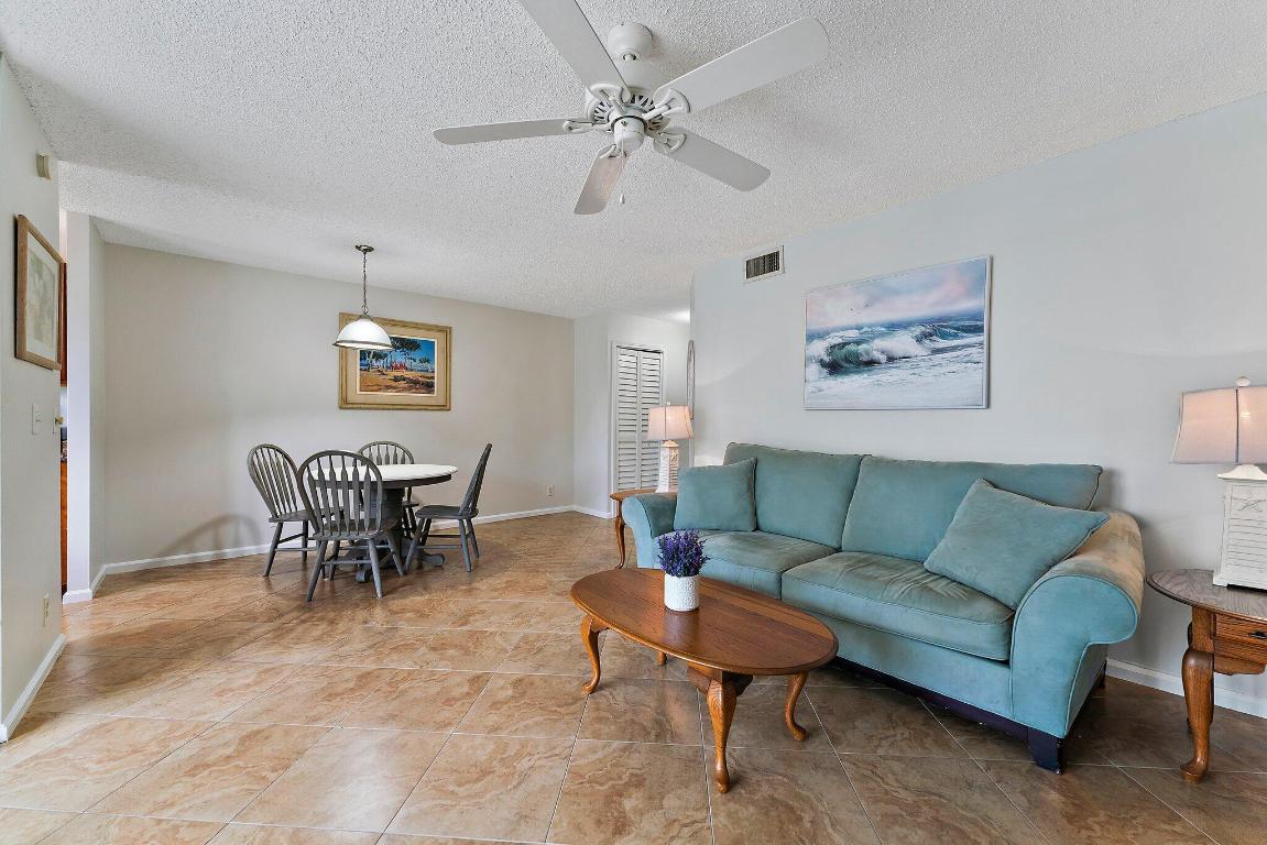 JUPITER BAY ONE THRU SIX CONDO - Residential