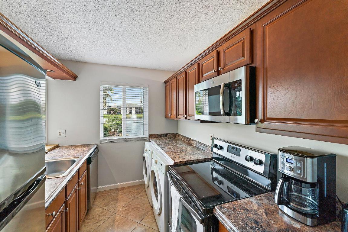 JUPITER BAY ONE THRU SIX CONDO - Residential