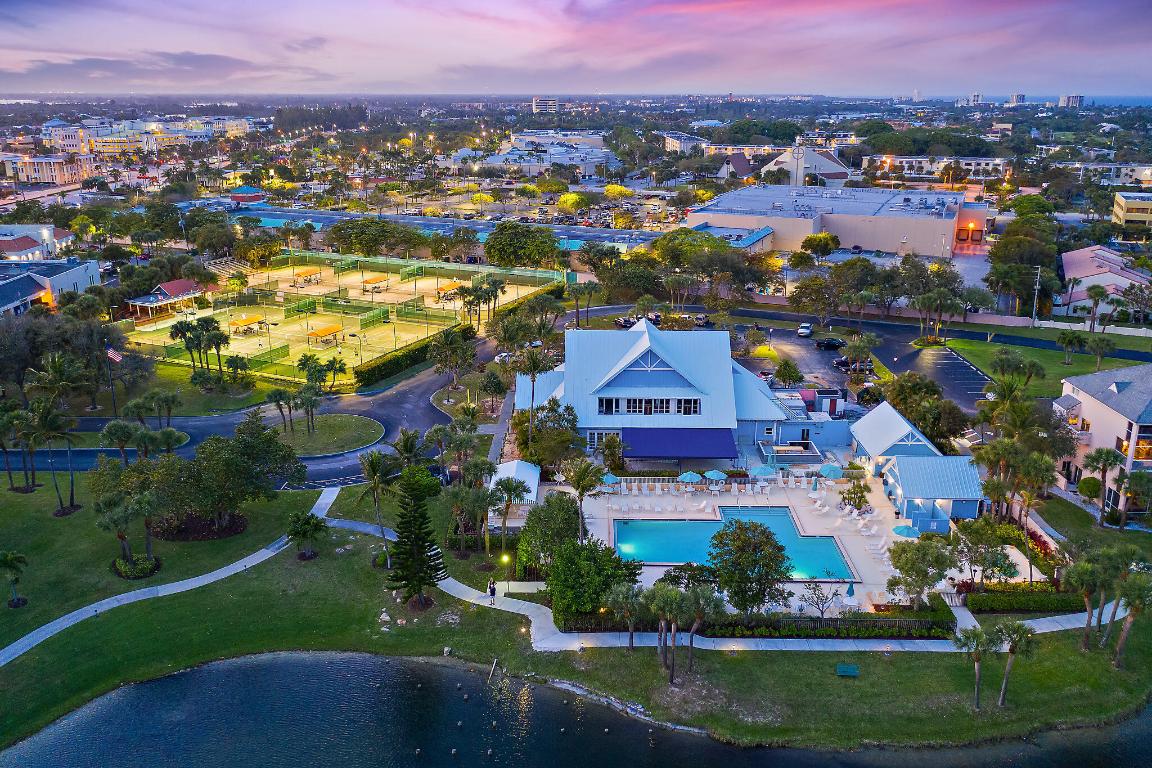 JUPITER BAY ONE THRU SIX CONDO - Residential
