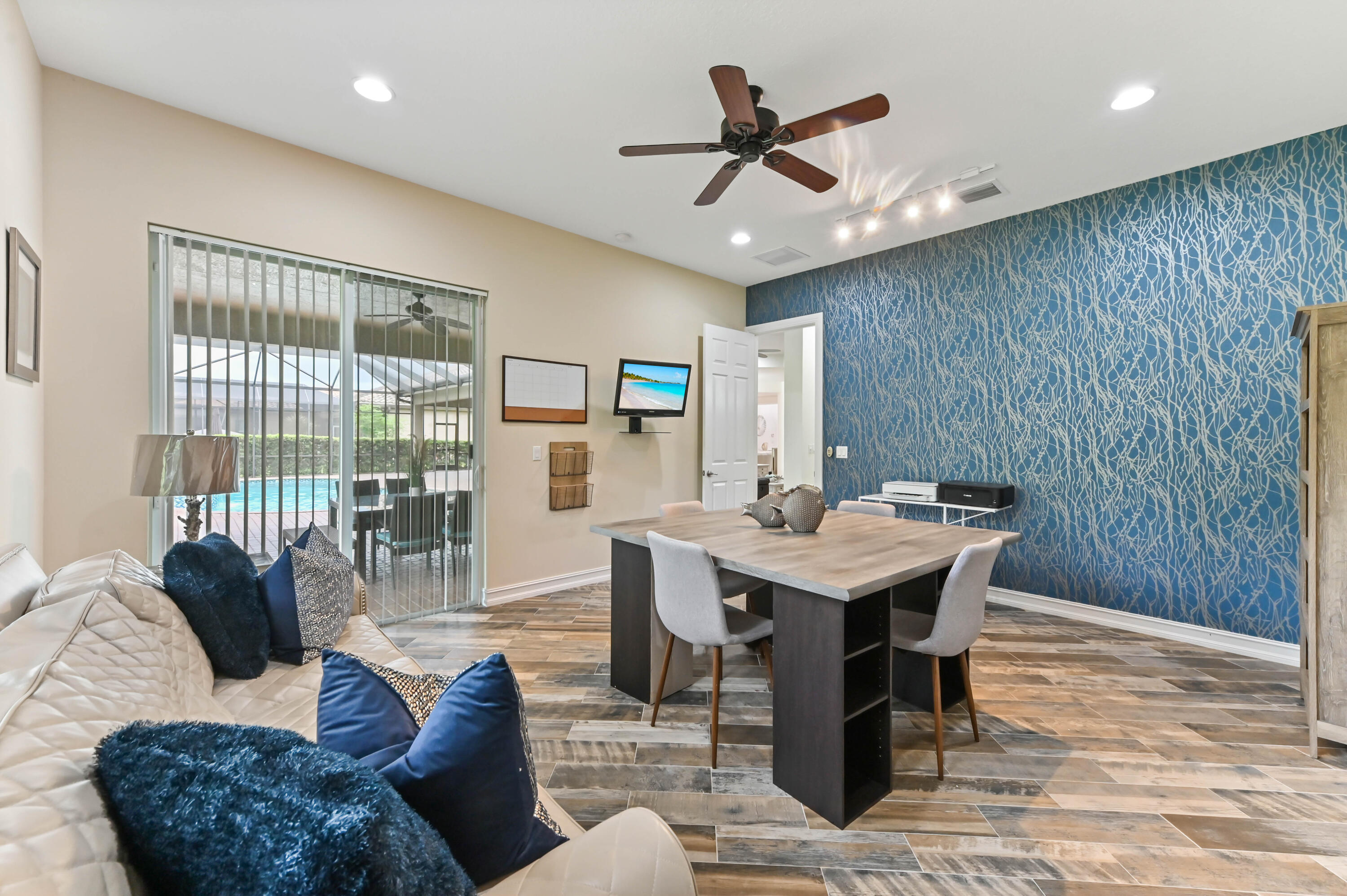 Bay Hill Estates - Residential